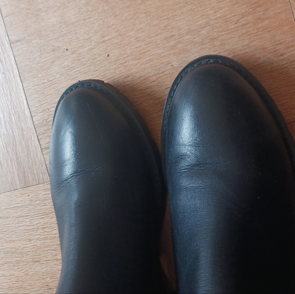 Steve Madden Leopold Chelsea Boots - Picture 5 of 5